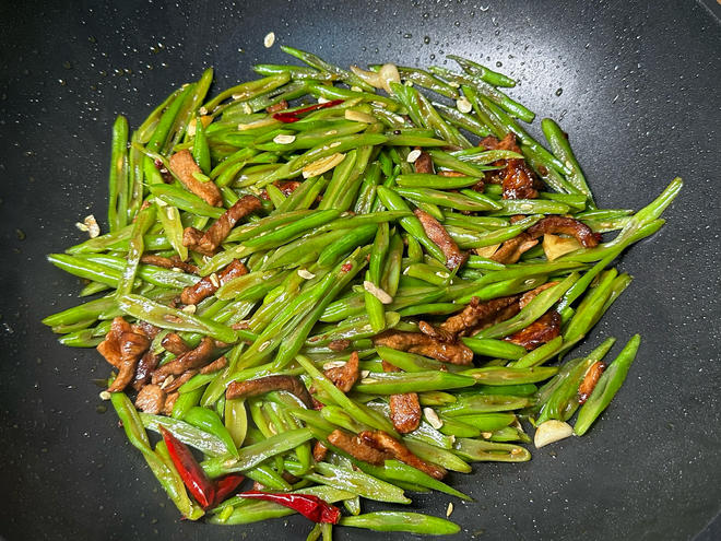 豆角炒肉丝